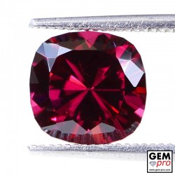 rhodolite garnet gemstone