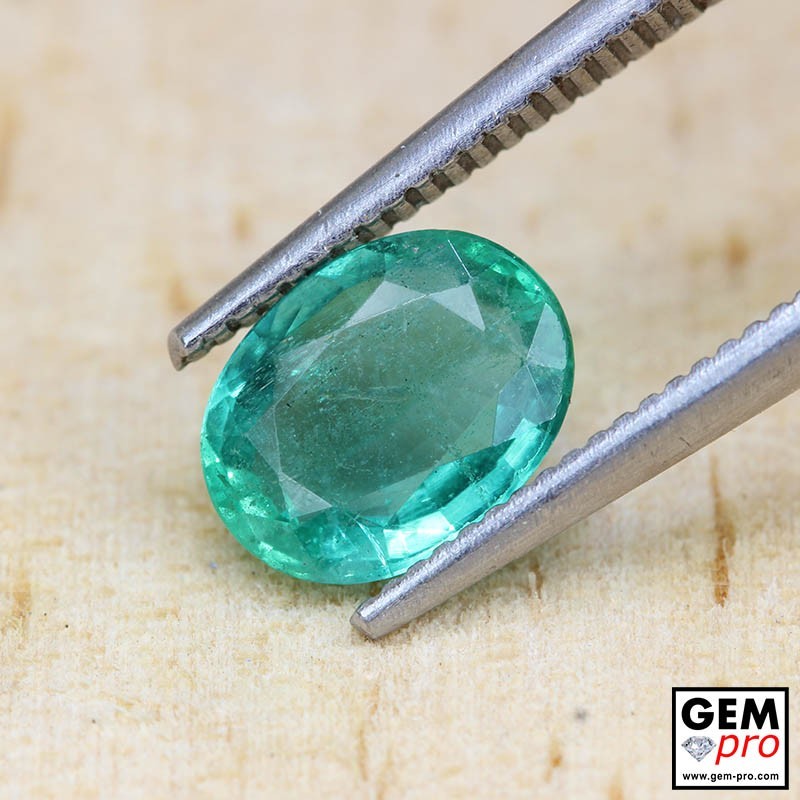 1.38 Carat Certified Green Emerald Gem from Colombia